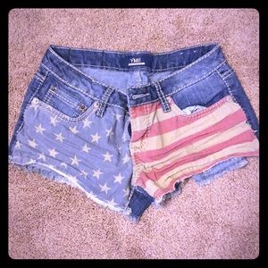 🌈(2 for $20) American flag jean shorts